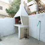 Elifra Holiday home *